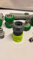 Profi Grundausstattung 8-teilig aus Kunststoff für Gartenschlauch 3/4" grün-grau